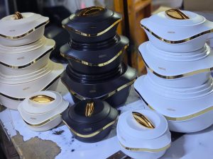 4 pcs Milton pearl hotpots insulated 2500, 1500, 1000 and 500 4 pcs Milton pearl hotpots insulated 2500, 1500, 1000 and 500