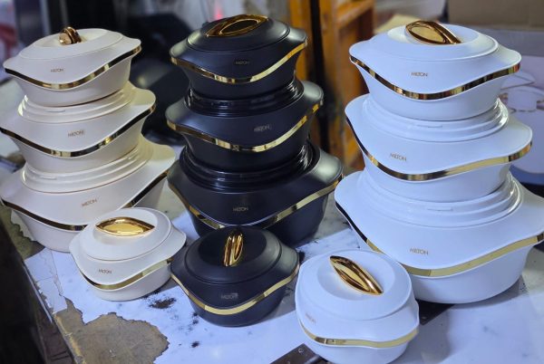 4 pcs Milton pearl hotpots insulated 2500, 1500, 1000 and 500